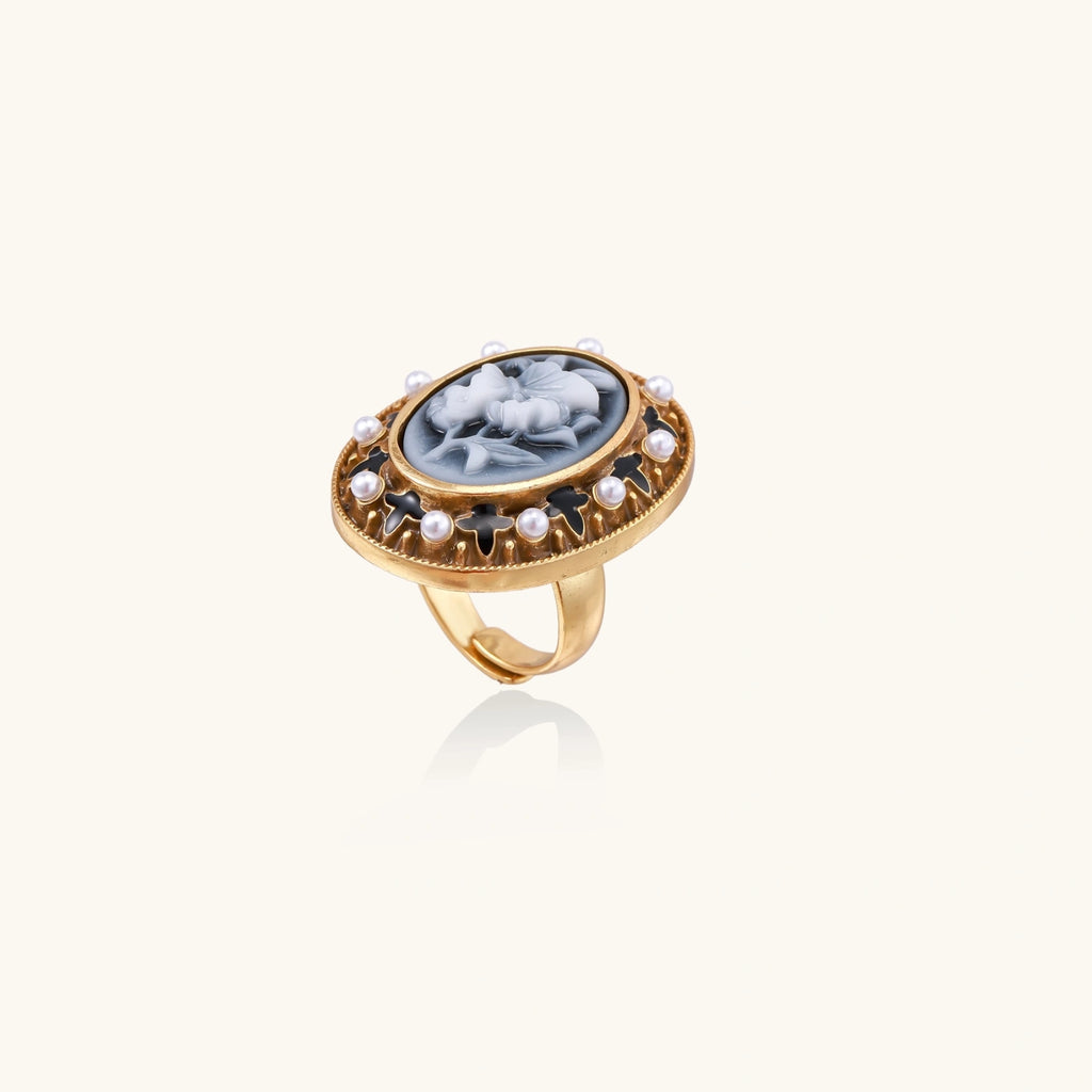 Ligeia Cameo Ring by Angelus Noctra